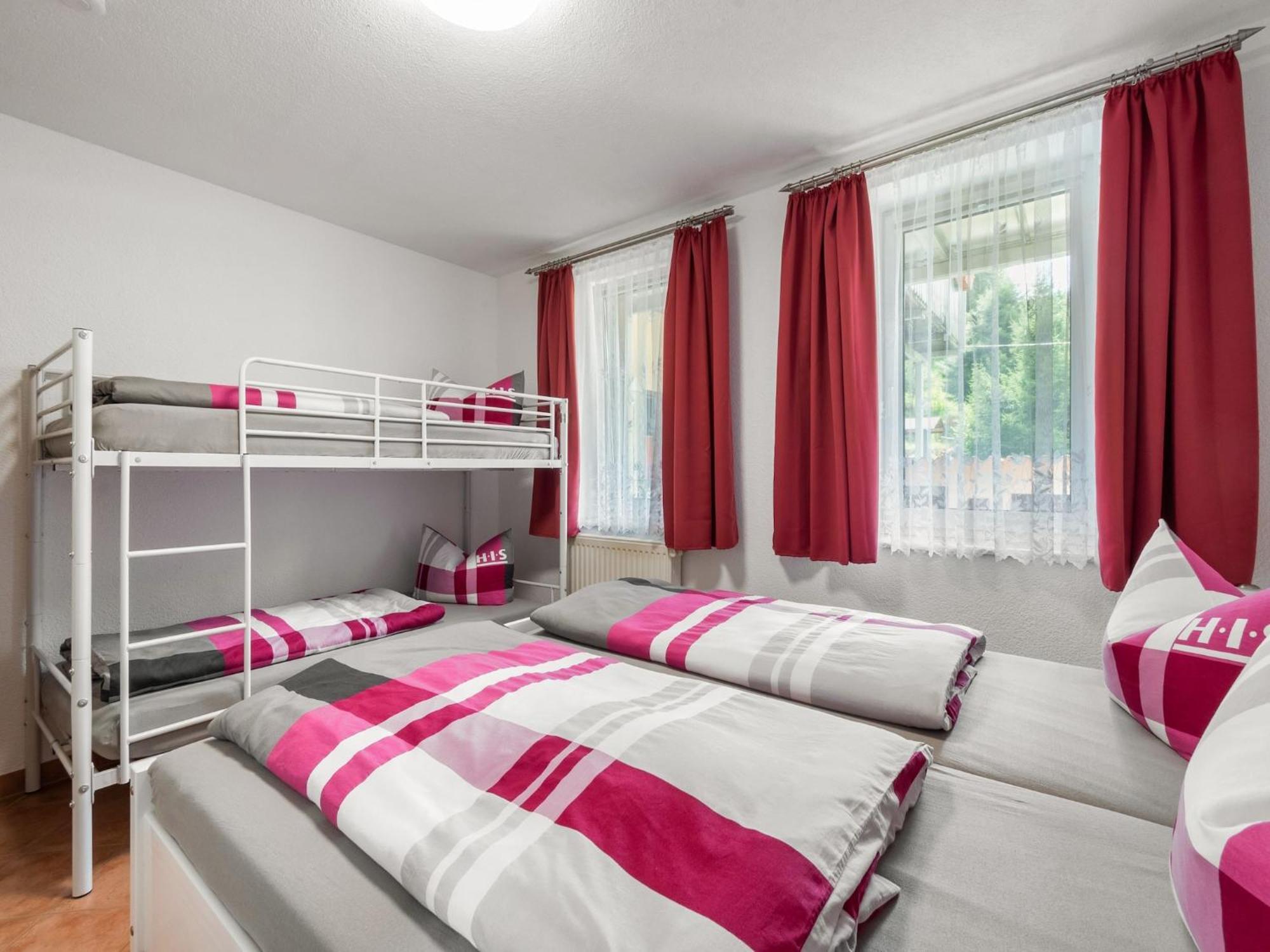 Modern Apartment In Sebnitz With A Terrace In Sebnitz Esterno foto