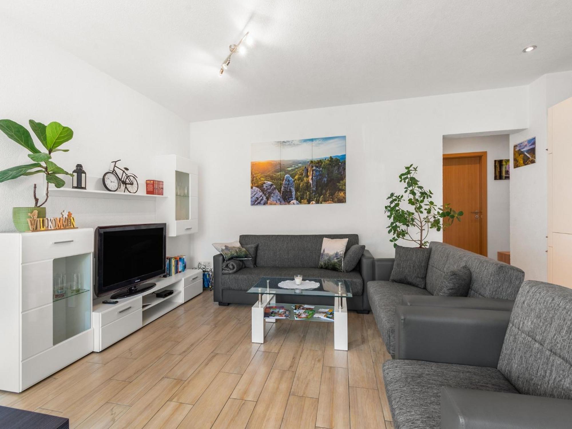 Modern Apartment In Sebnitz With A Terrace In Sebnitz Esterno foto