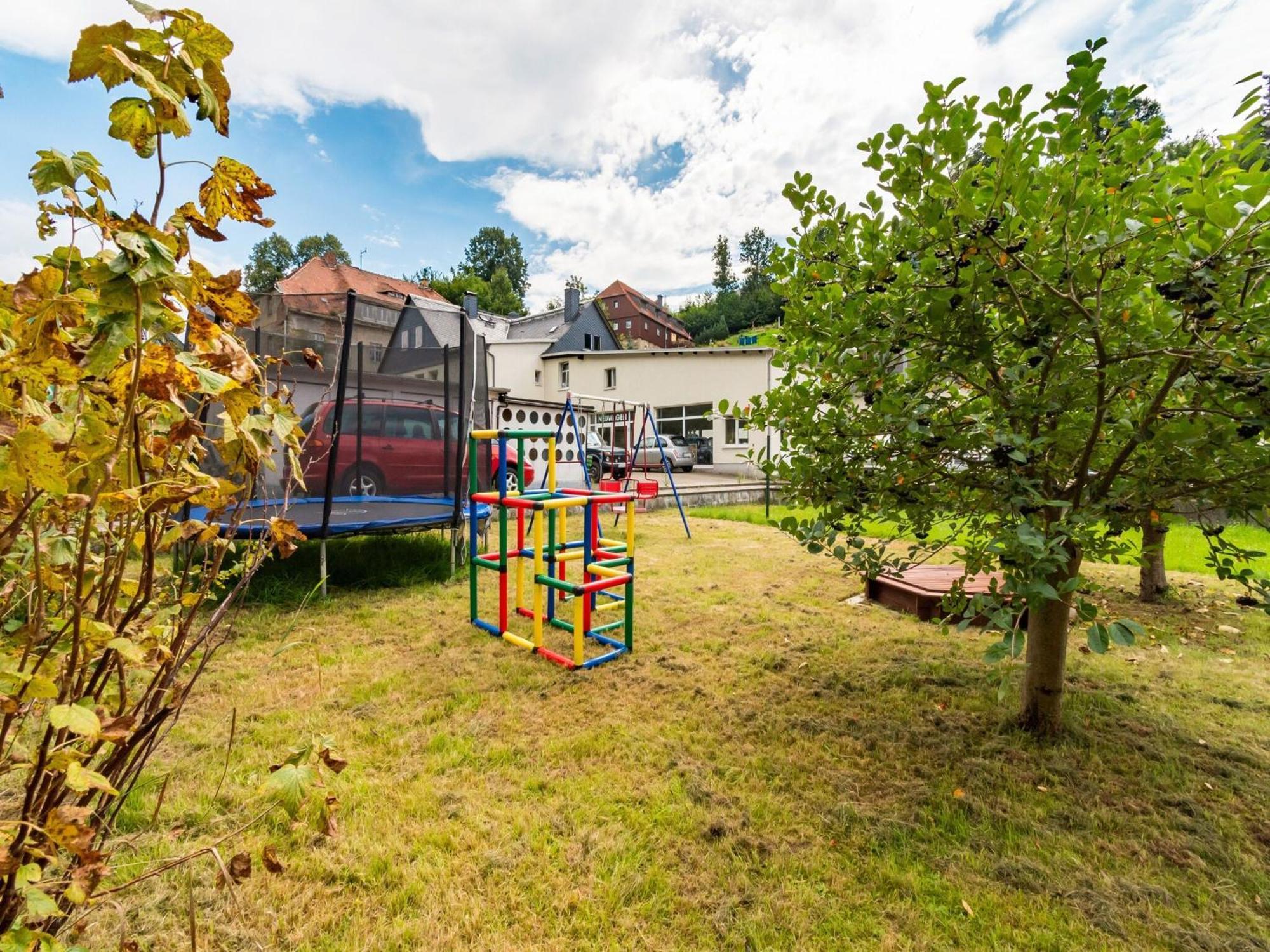 Modern Apartment In Sebnitz With A Terrace In Sebnitz Esterno foto
